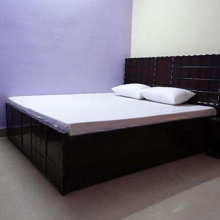 Nanda Hotel Hanumāngarh Extérieur photo