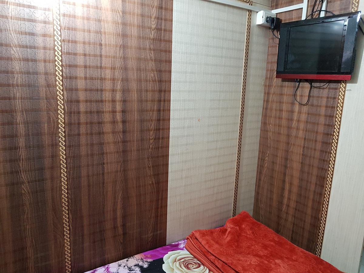 Nanda Hotel Hanumāngarh Extérieur photo